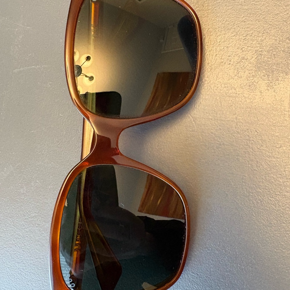 Gucci Brown Gradient Square Sunglasses for Women - Picture 2 of 5